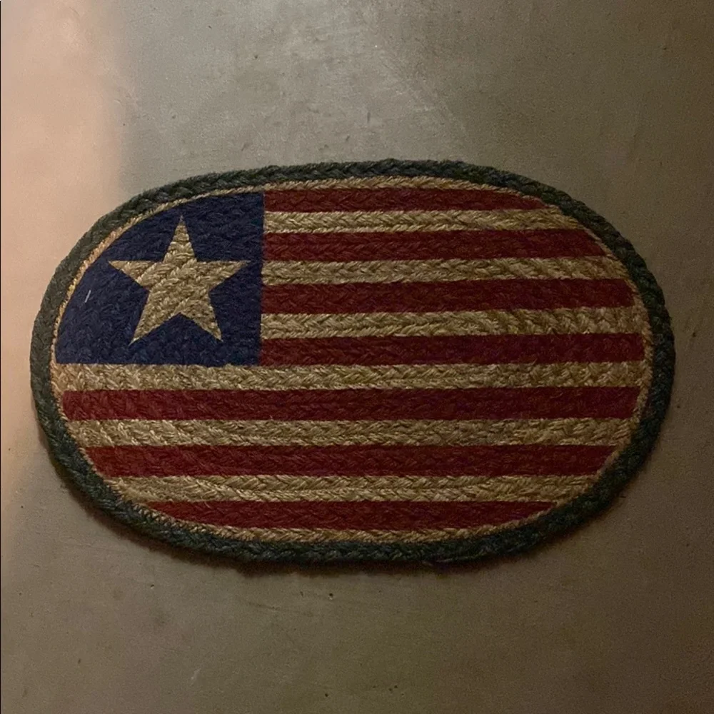 Patriotic Oval Jute Rug